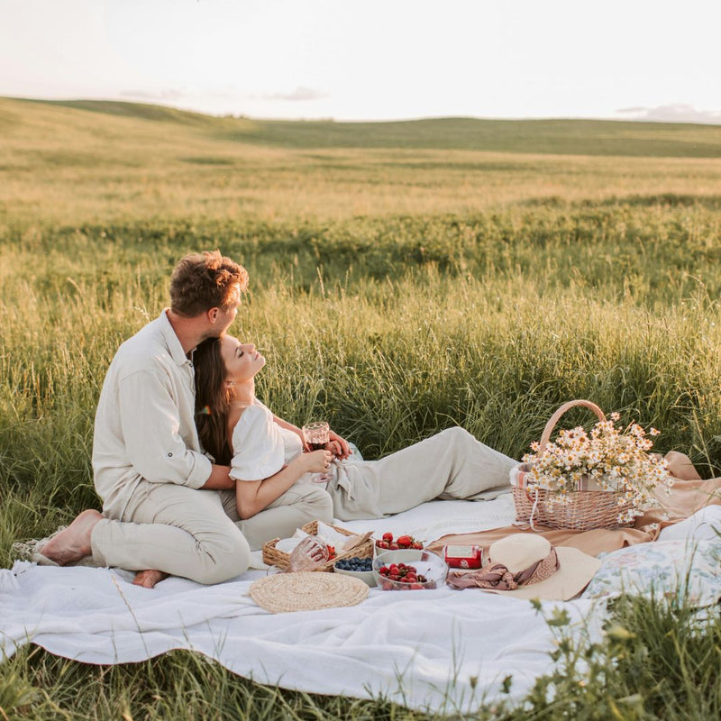 Romantic Picnic & Beach Essentials